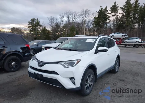 2017 Toyota Rav4 Xle из США, поврежденный, VIN 2T3RFREV2HW565730